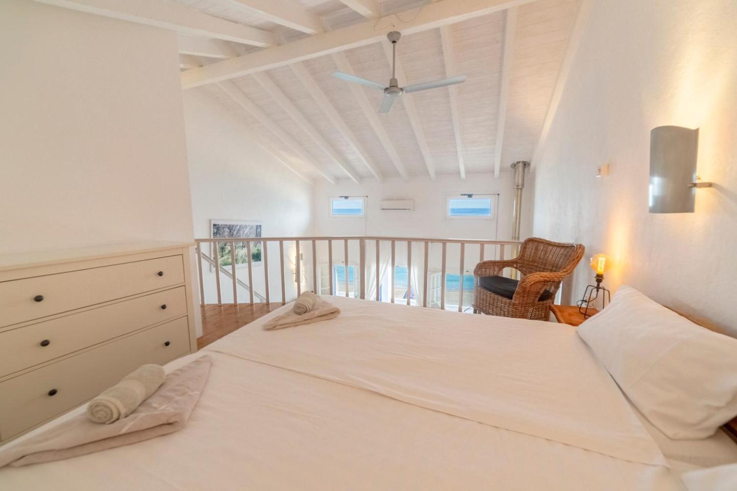 Ilios Apartment *