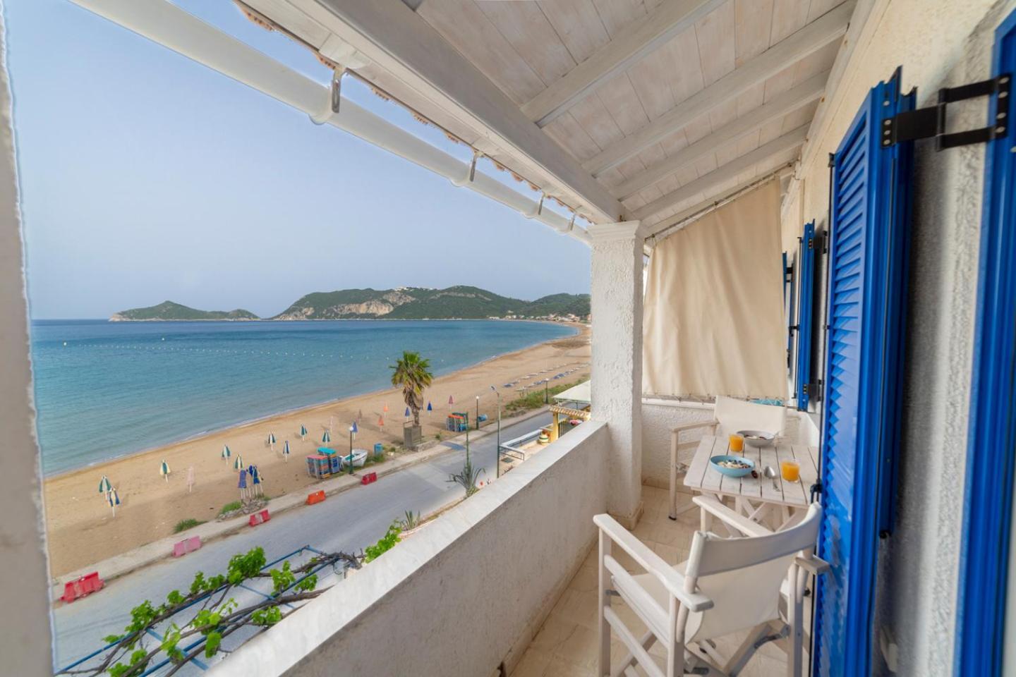 Ilios Apartment